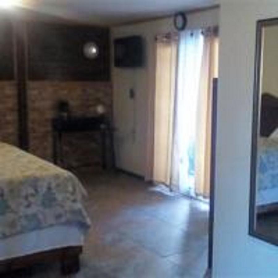 La Delphina Bed And Breakfast Bar And Grill لا سيبا المظهر الخارجي الصورة